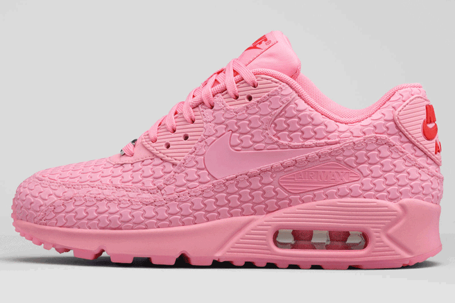  : Nike      