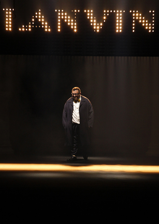 :     Lanvin
